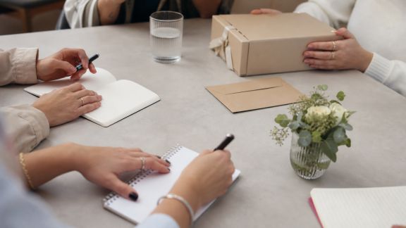 Anticiper les besoins logistiques pour un EVJF sans fausse note