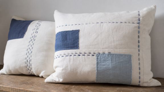 Idées DIY pour personnaliser des coussins aux couleurs de l'événement