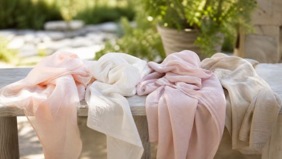 Quelles matières légères choisir pour un EVJF sous le soleil