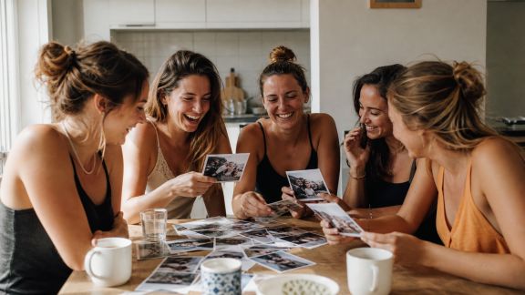 Anticiper l’après EVJF : comment garder des souvenirs et renforcer les liens